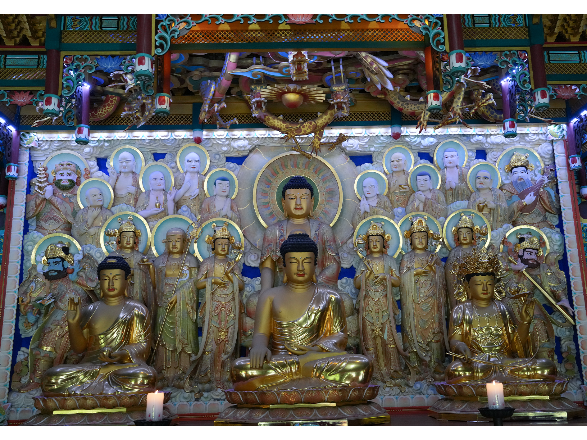 대웅보전 3존불